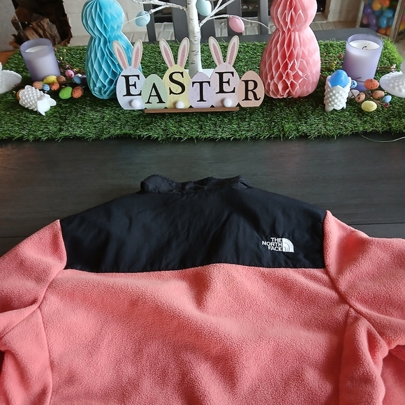 North Face Peach/ Orange  Black Jacket Excellent Condition Size L - Picture 4 of 4